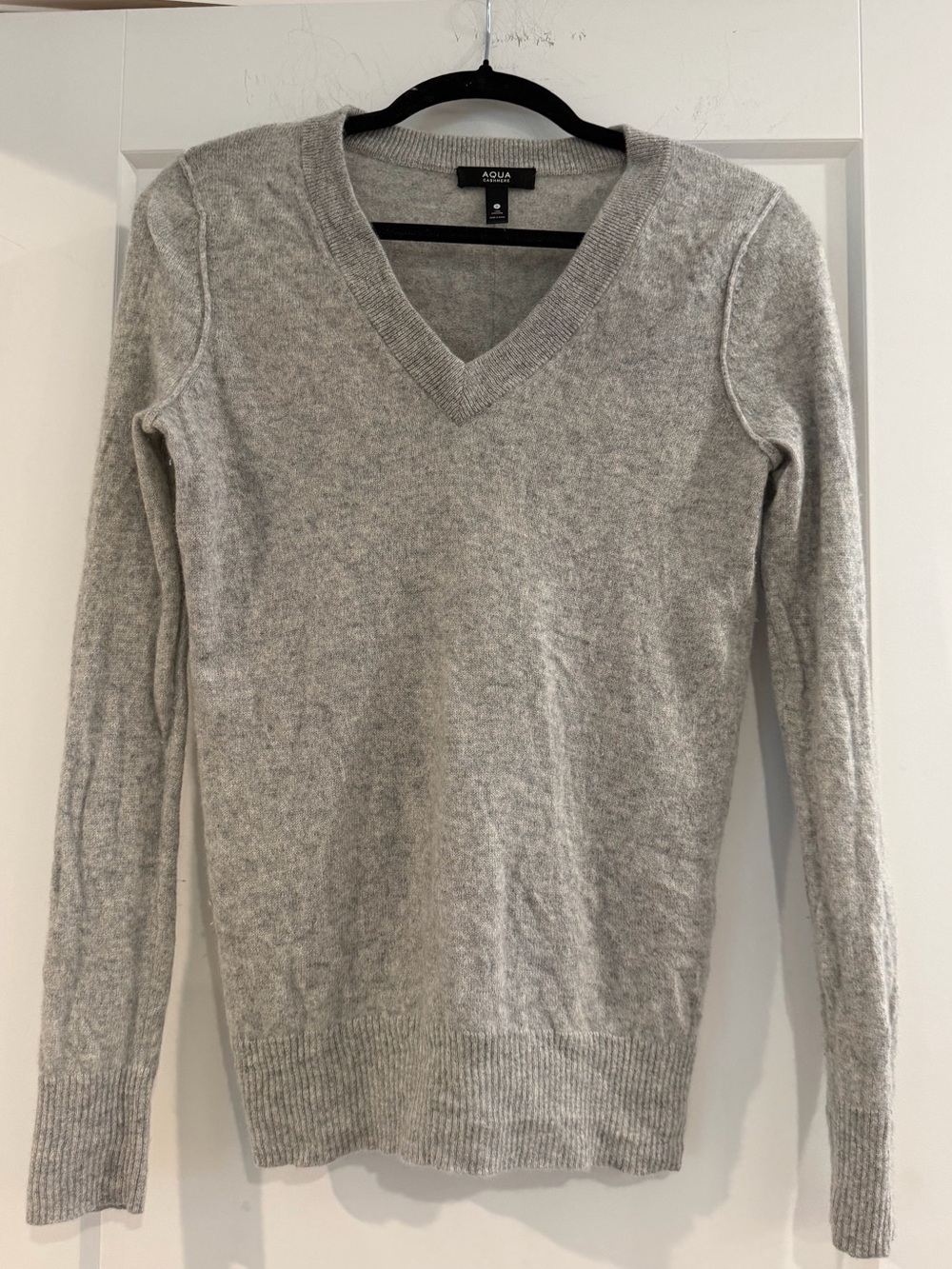 Aqua Light Gray V-Neck Cashmere-Blend Sweater